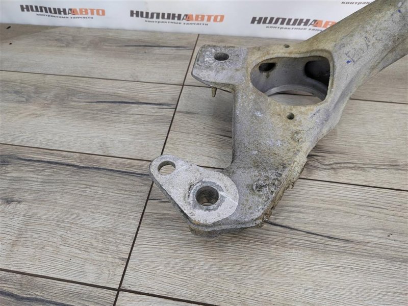 Кронштейн двигателя, 1000 рублей, Москва