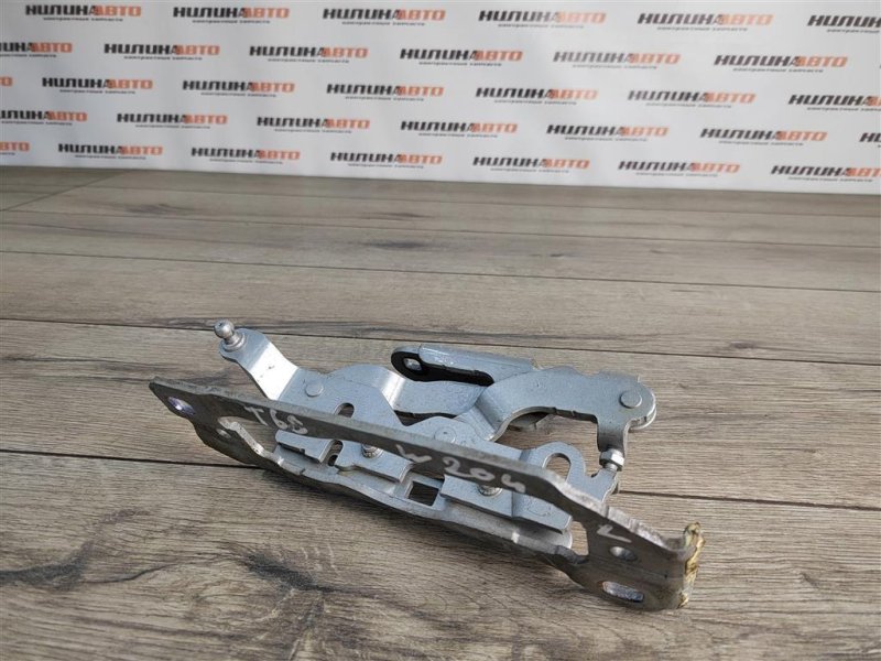 Петля капота, 1000 рублей, Москва