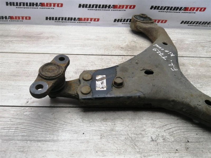 Рычаг передний нижний, 2200 рублей, Севастополь