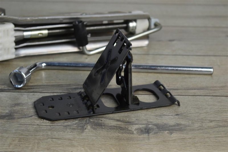 Домкрат, 2800 рублей, Москва