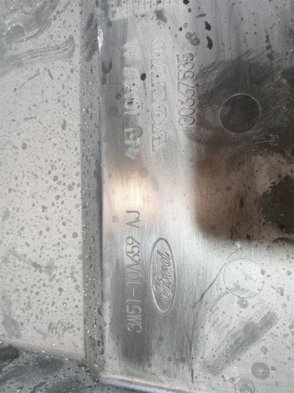 Крышка аккумулятора, 800 рублей, Севастополь