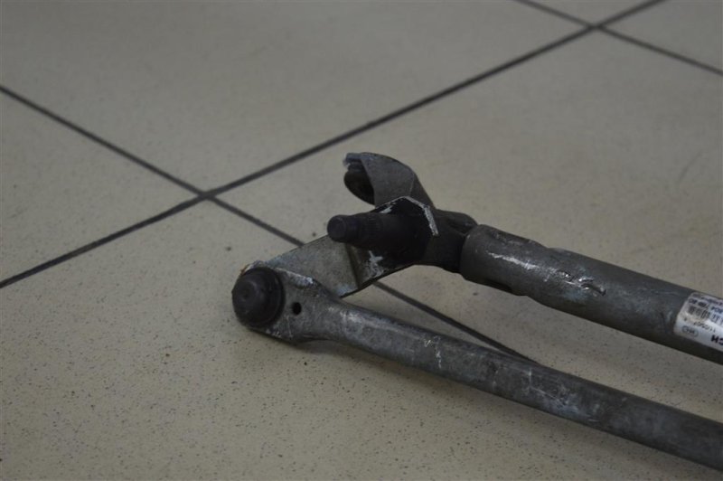 Трапеция стеклоочистителей, 2000 рублей, Москва