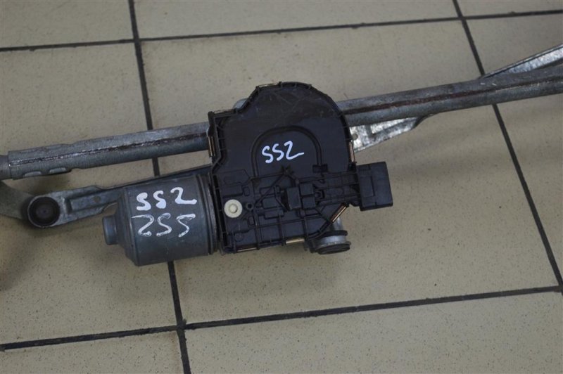 Трапеция стеклоочистителей, 2000 рублей, Москва