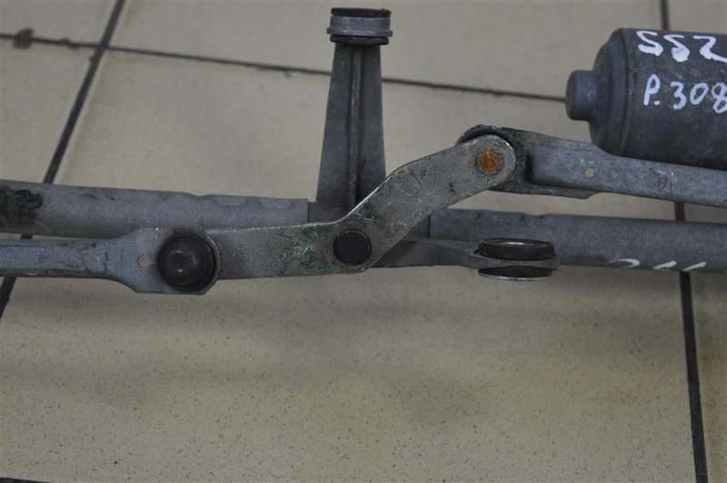 Трапеция стеклоочистителей, 2000 рублей, Москва