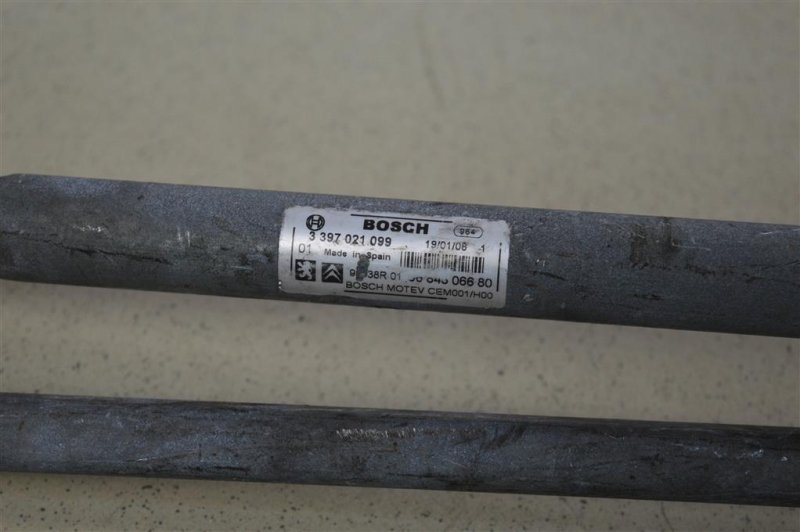 Трапеция стеклоочистителей, 2000 рублей, Москва