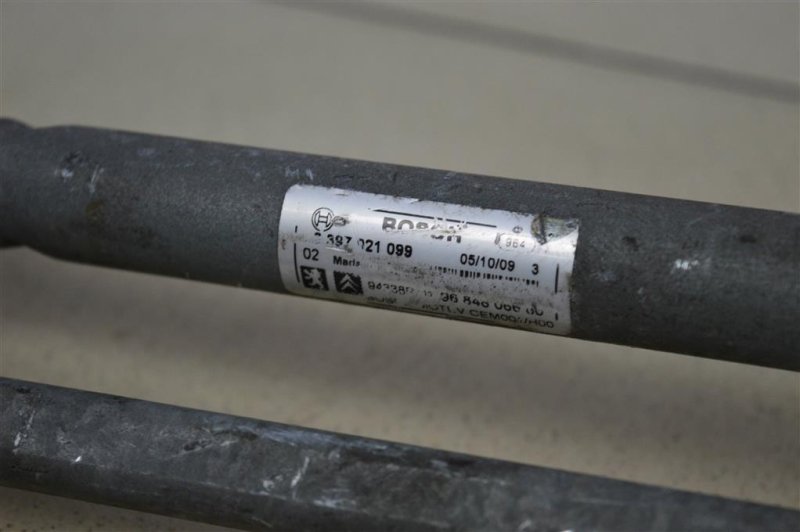 Трапеция стеклоочистителей, 2000 рублей, Москва