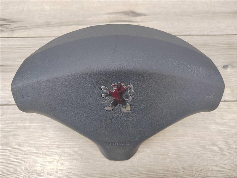 Подушка безопасности в руль, 3000 рублей, Москва