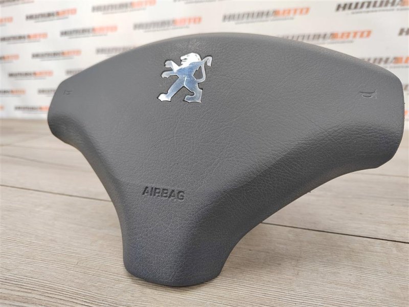 Подушка безопасности в руль, 3000 рублей, Москва