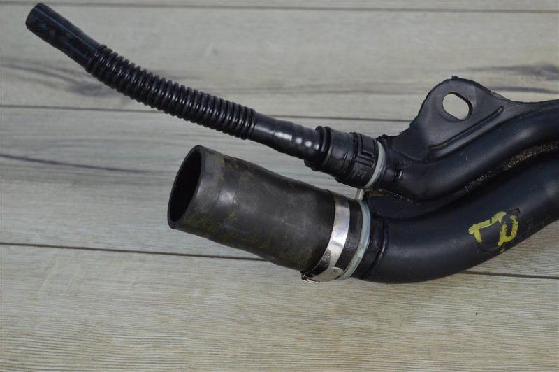 Горловина топливного бака, 800 рублей, Москва