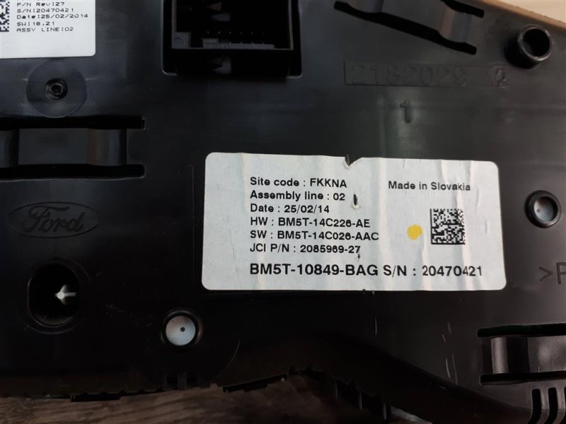 Панель приборов, 2000 рублей, Москва