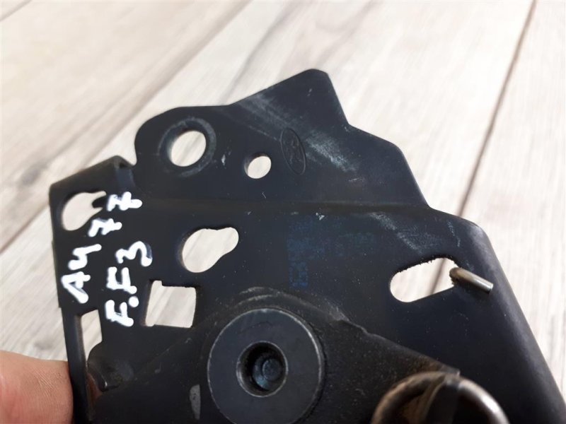 Замок капота, 700 рублей, Москва