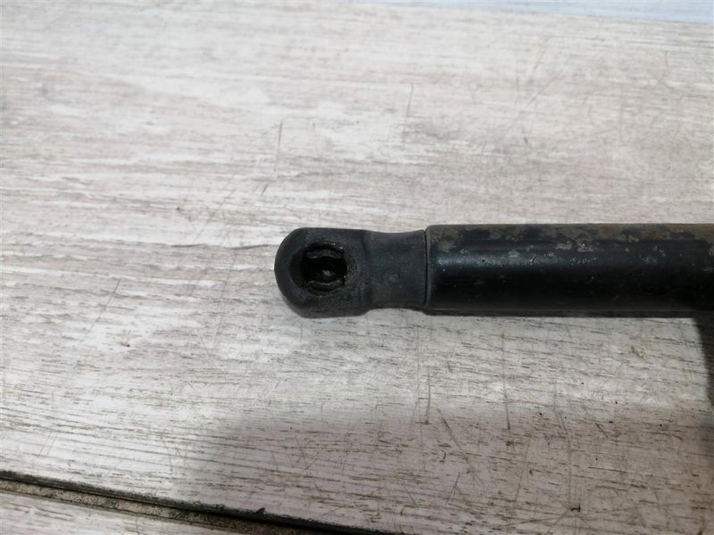 Амортизатор крышки багажника, 500 рублей, Севастополь