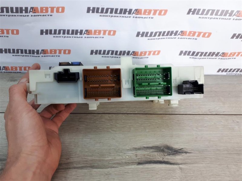 Блок предохранителей салон, 1000 рублей, Москва