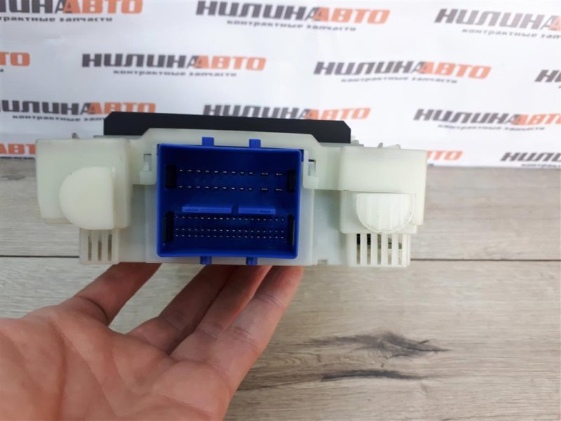 Блок предохранителей салон, 1000 рублей, Москва