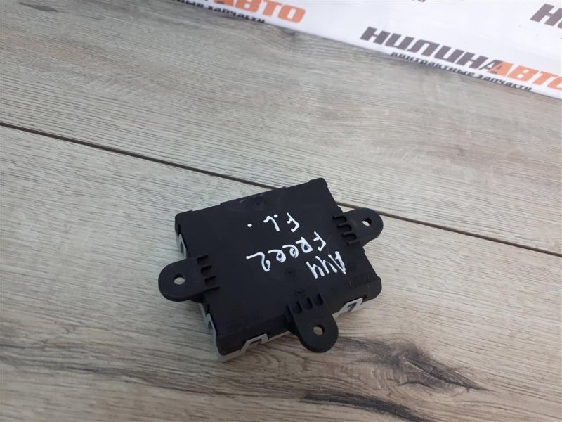 Блок управления дверьми, 500 рублей, Москва