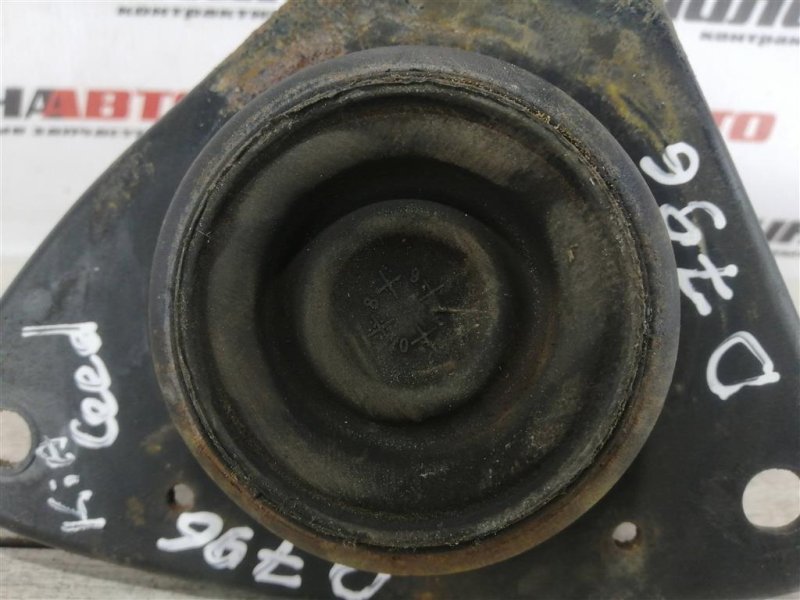 Подушка двигателя, 700 рублей, Севастополь