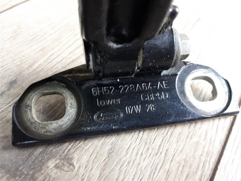 Петля двери нижняя, 700 рублей, Москва