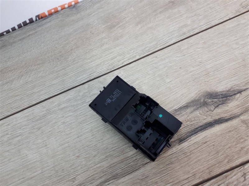 Кнопка стеклоподъемника, 200 рублей, Москва