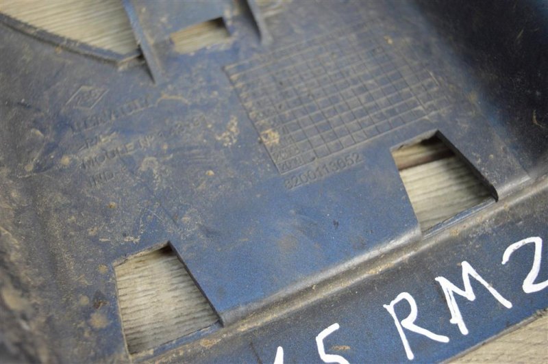 Кронштейн бампера центральный, 700 рублей, Москва