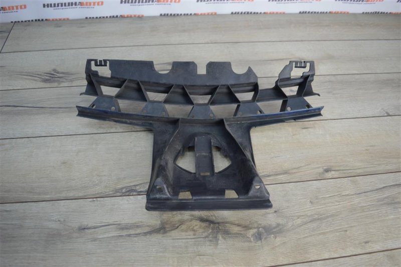 Кронштейн бампера центральный, 700 рублей, Москва