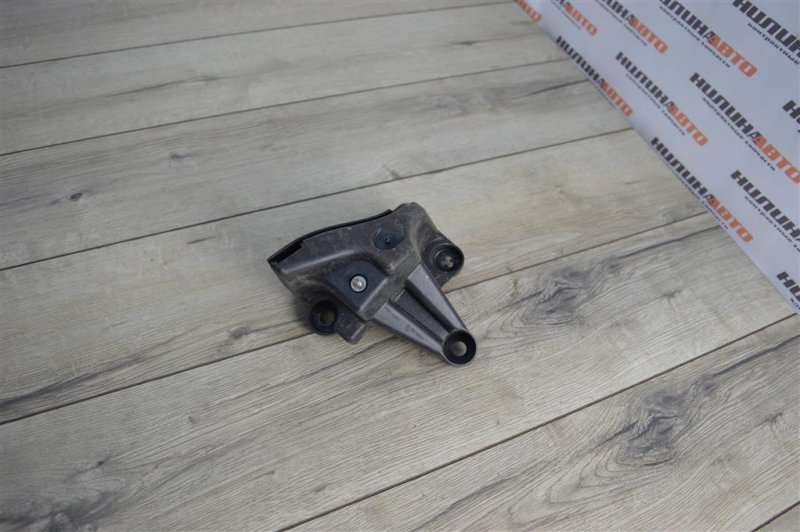 Кронштейн бампера, 500 рублей, Москва