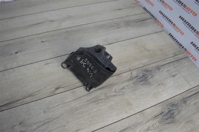 Кронштейн бампера, 500 рублей, Москва