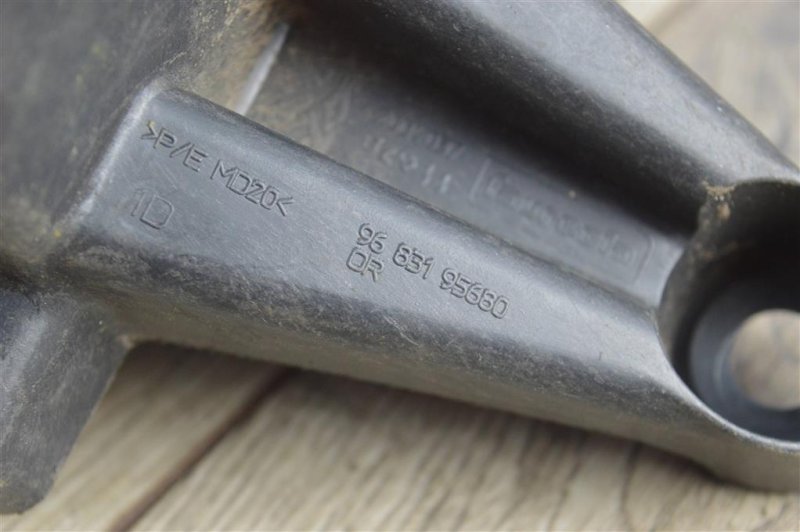 Кронштейн бампера, 500 рублей, Москва