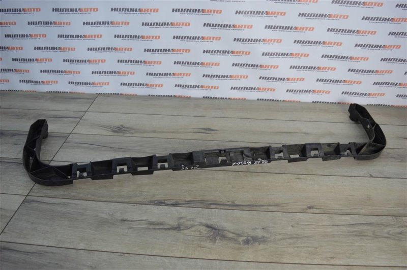 Кронштейн бампера центральный, 700 рублей, Москва