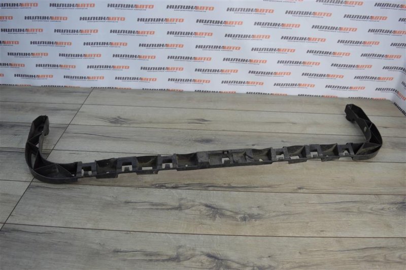 Кронштейн бампера центральный, 700 рублей, Москва