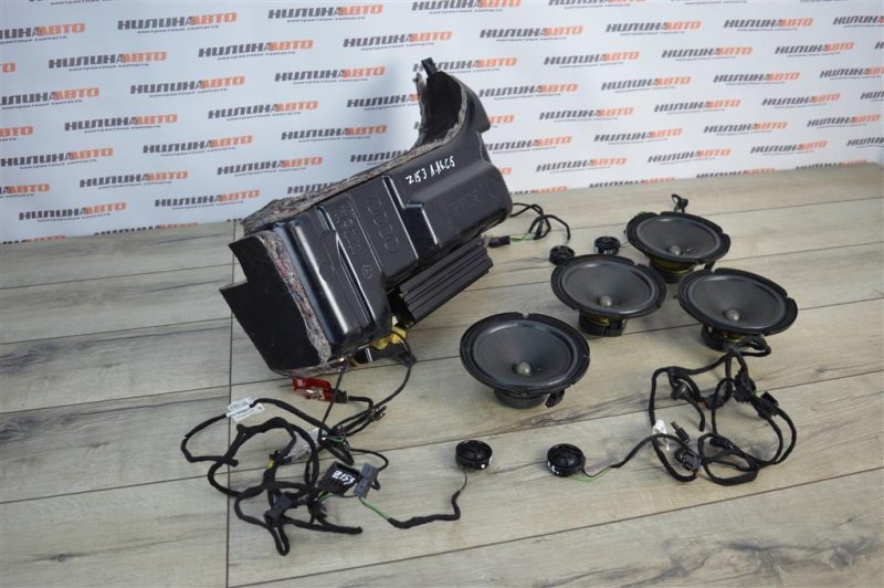 Сабвуфер штатный, 8000 рублей, Москва