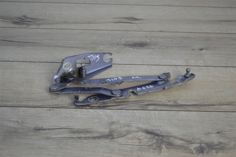 Петля крышки багажника, 500 рублей, Москва