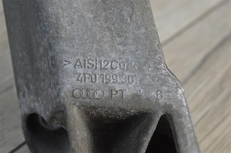 Кронштейн двигателя, 400 рублей, Москва