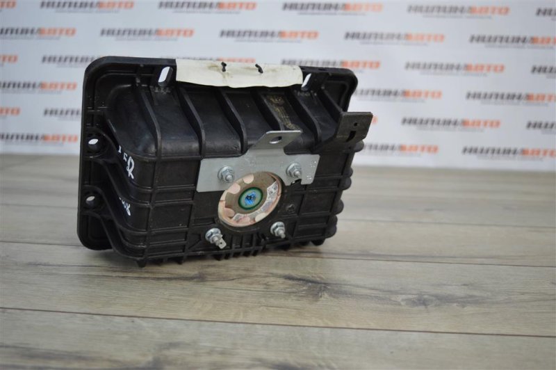 Подушка безопасности в торпедо, 3000 рублей, Москва