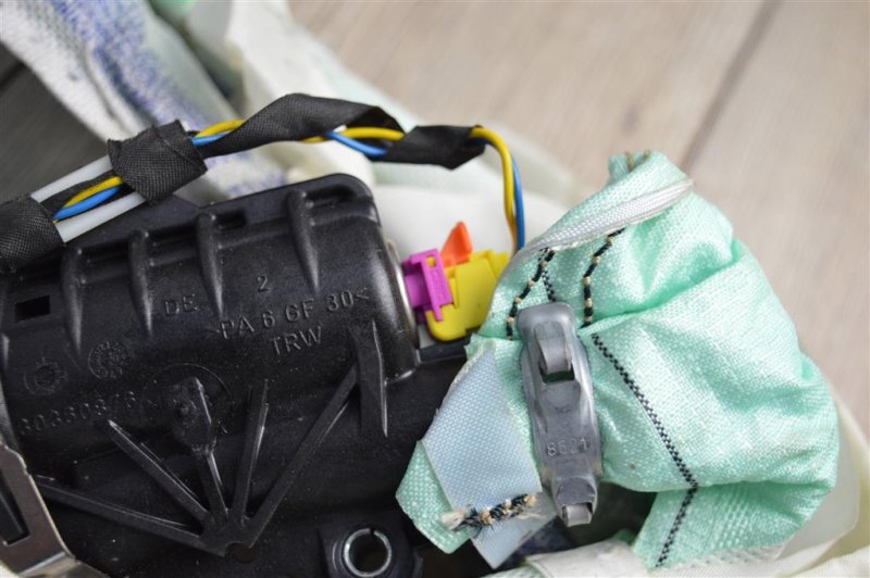 Подушка безопасности боковая, 800 рублей, Москва