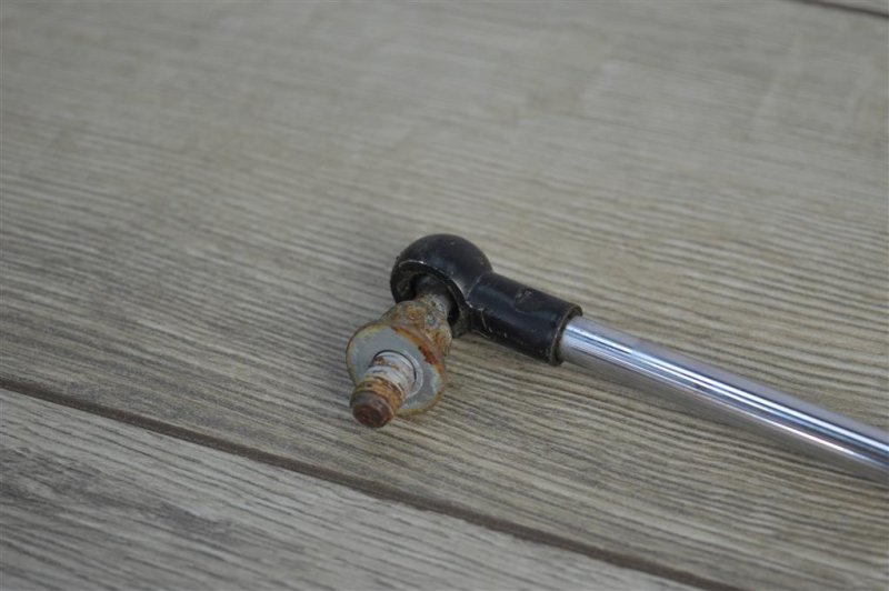 Амортизатор крышки багажника, 1000 рублей, Москва