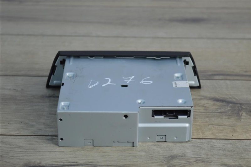 CD Чейнджер, 2400 рублей, Москва