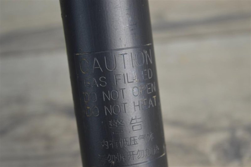 Амортизатор, 1800 рублей, Москва