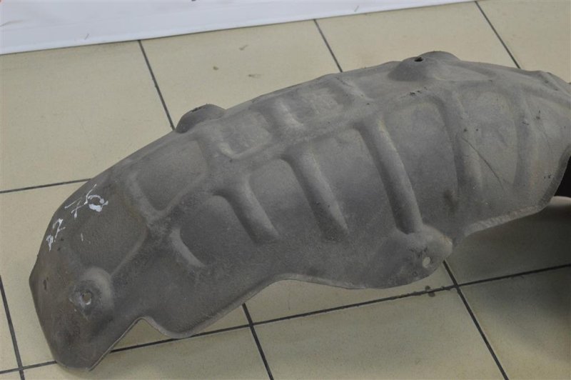 Подкрылок, 1000 рублей, Москва