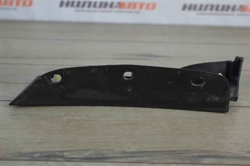 Накладка крыла, 500 рублей, Москва