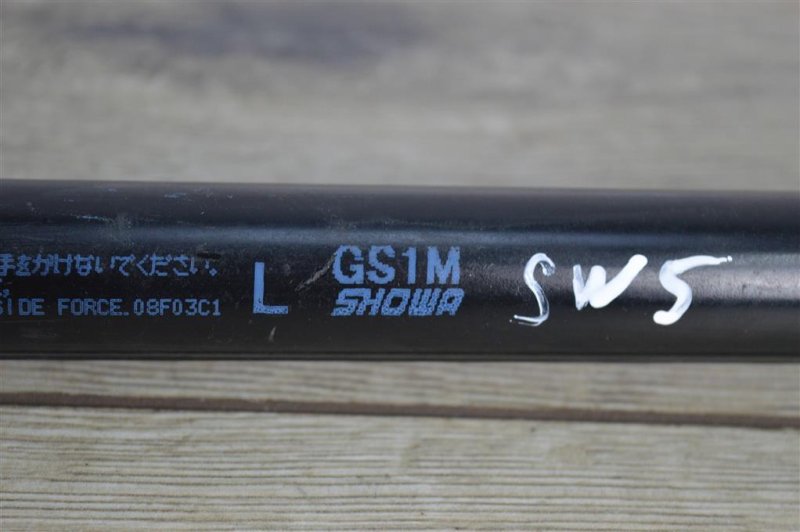 Амортизатор крышки багажника, 300 рублей, Москва