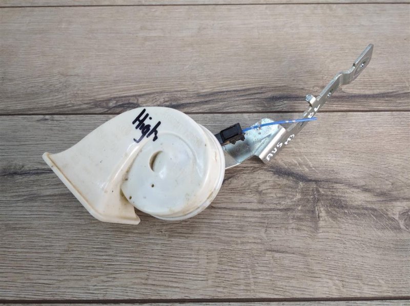 Звуковой сигнал, 500 рублей, Москва