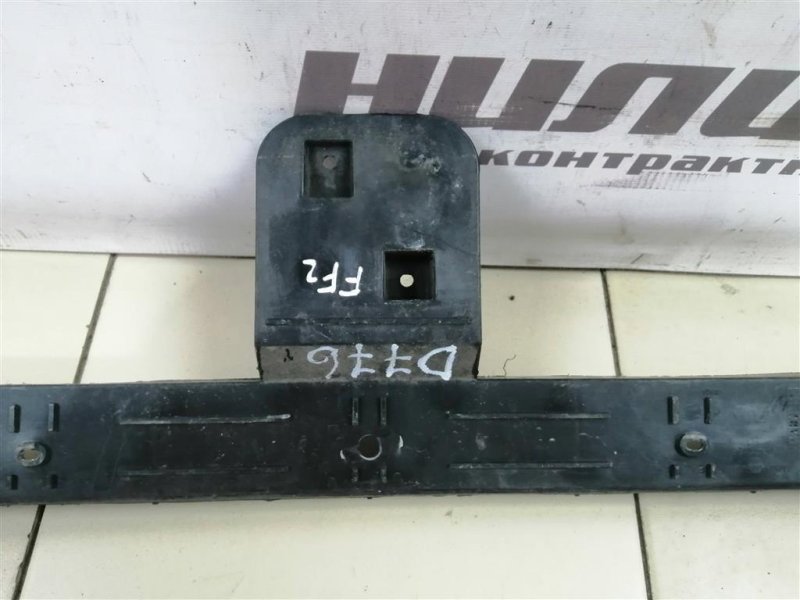 Кронштейн бампера центральный, 1100 рублей, Севастополь