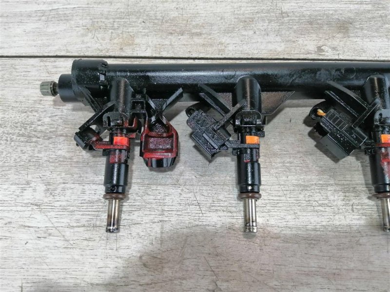 Рампа топливная, 2000 рублей, Севастополь