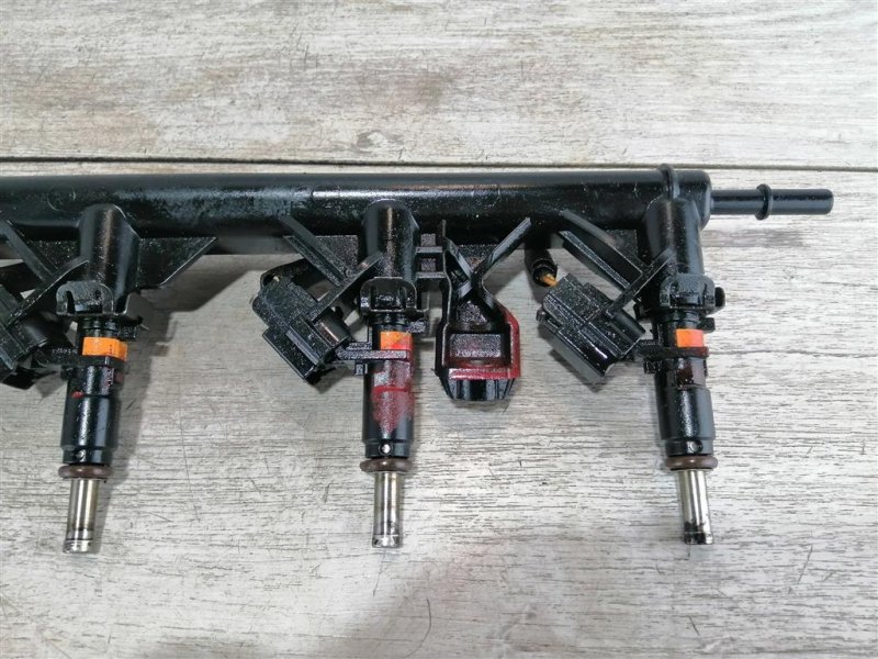 Рампа топливная, 2000 рублей, Севастополь