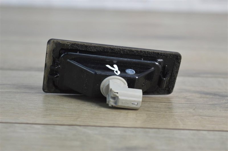 Фонарь подсветки номера, 500 рублей, Москва