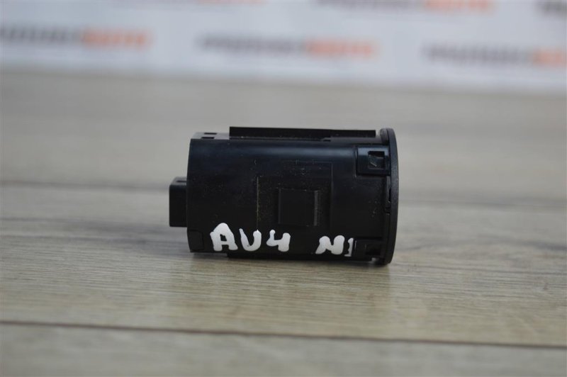 Кнопка старт-стоп, 500 рублей, Москва