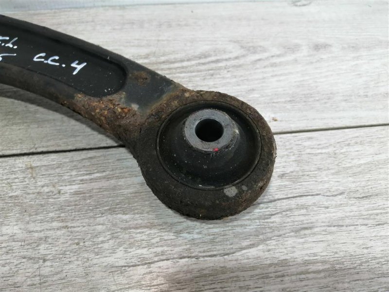 Рычаг передний нижний, 1500 рублей, Севастополь