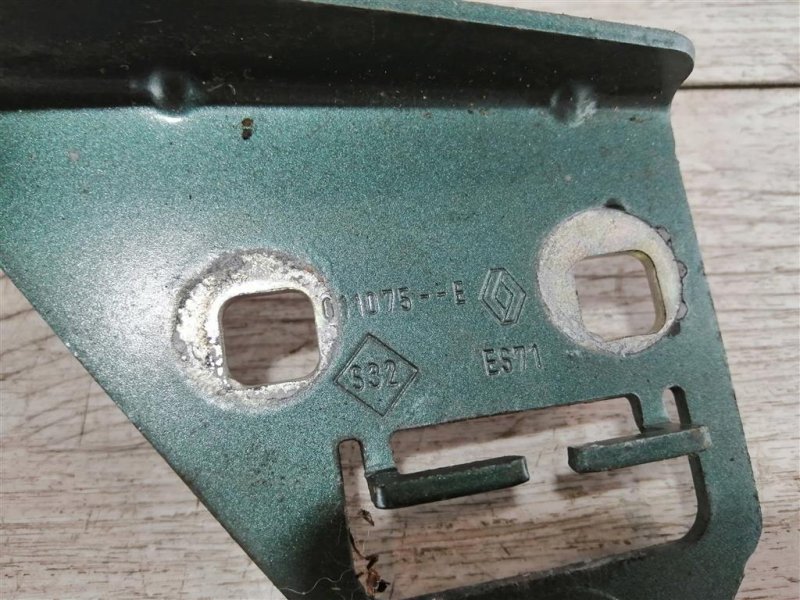 Петля капота, 400 рублей, Севастополь