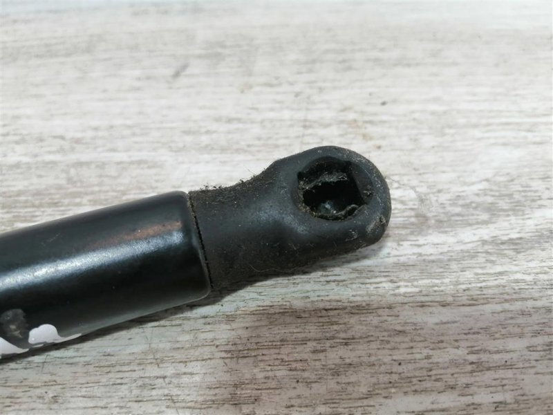 Амортизатор крышки багажника, 600 рублей, Севастополь