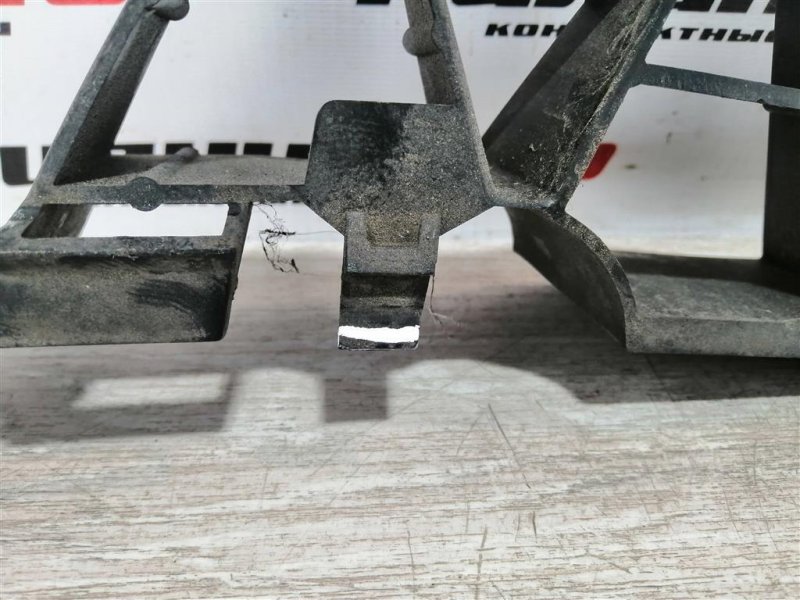 Кронштейн бампера центральный, 900 рублей, Севастополь